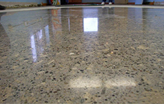 Wear-resistant floor