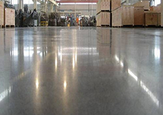 Wear-resistant floor